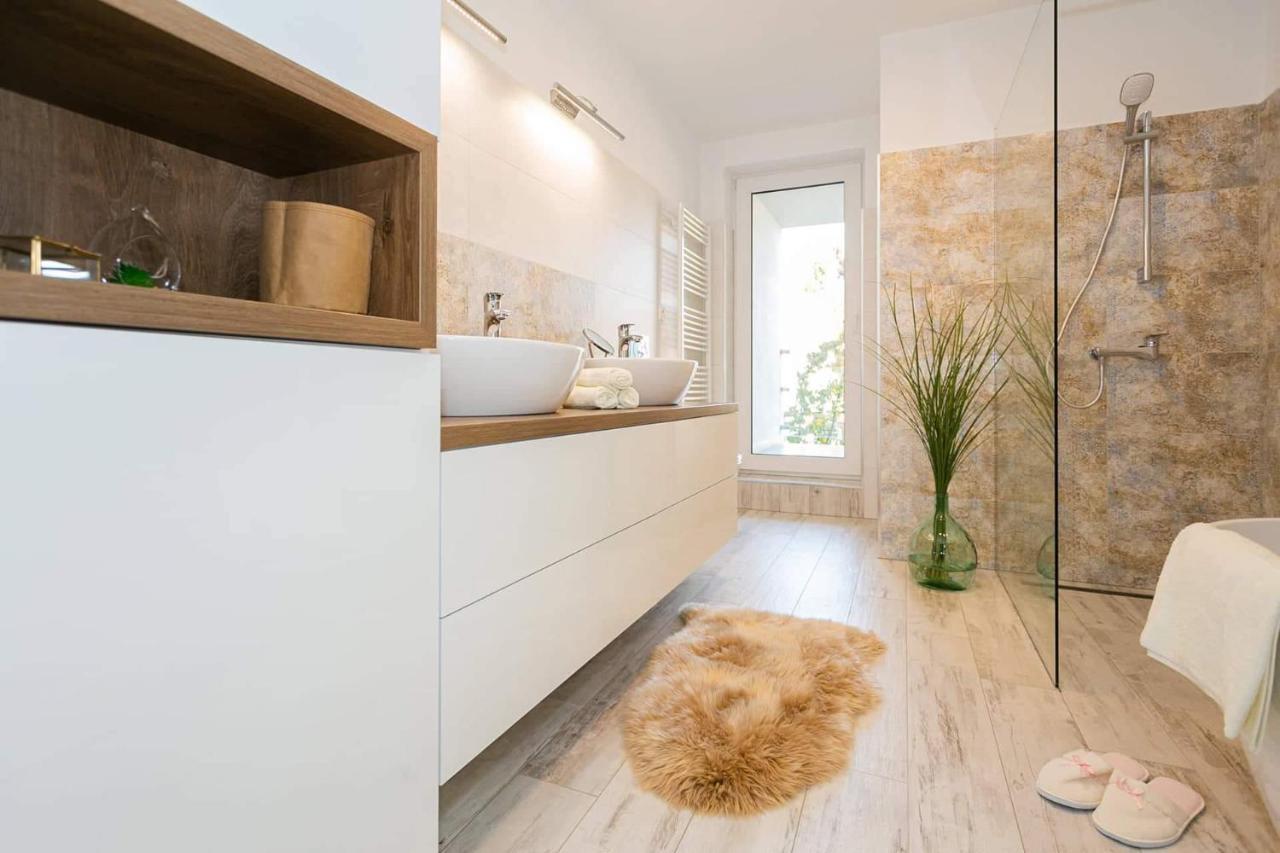 Bl - The Penthouse, 24Hr Self Check-In, 2 Bedrooms, Fireplace, Ac, Panoramic View From Main Balcony, 3-Minute Walk To City Center Банска-Бистрица Экстерьер фото